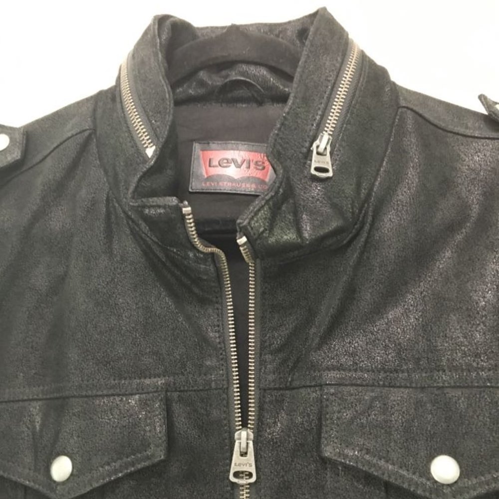 Men's Real Genuine Leather Black  Levi's jacket  Large NWOT